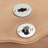 POSTINA® M IN PELLE MARTELLATA BROWN CANTUCCI | Zanellato